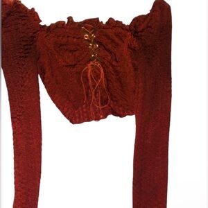 Brown petite crop top with ruffle shoulders and sleeves, adjustable top